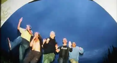 Člani skupine Prezrti